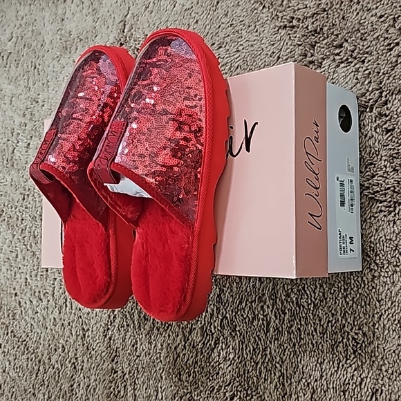 Wild Pair Portiaa Vinyl Slippers, Red Sequin - Picture 6 of 11